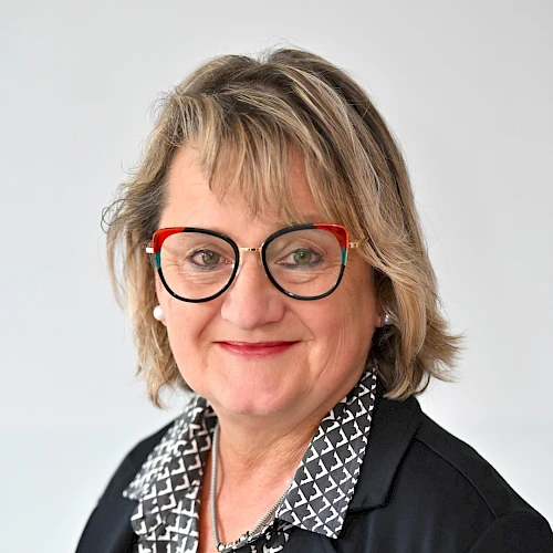 Andrea Hiller